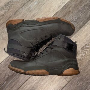 Men's Tactical High-Top Boots in Olive and Brown